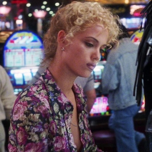 Nomi Malone - Picture 3 of 4